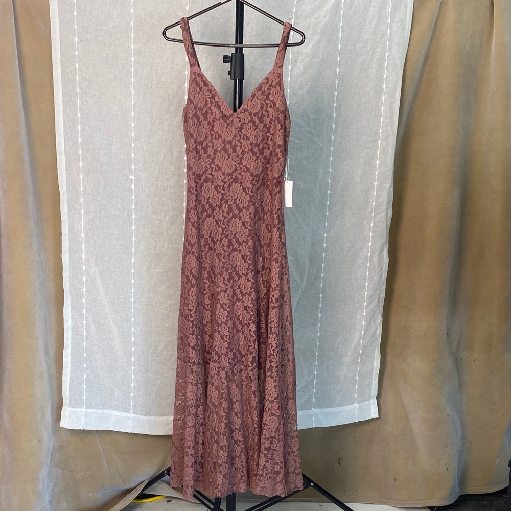 Joyfolie Lace Maxi Dress in Dusty Rose